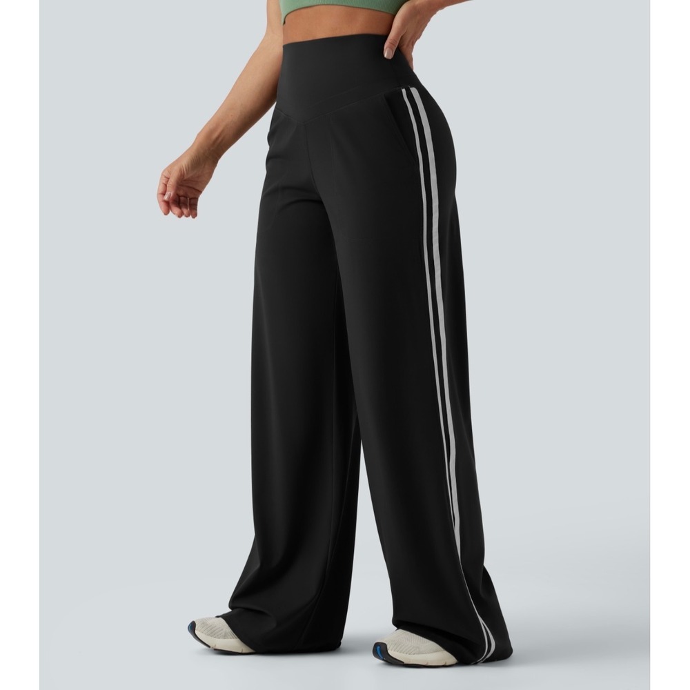 Halara UltraSculpt High Waist Tummy Control Yoga Baggy Pants Black Petite M NWT